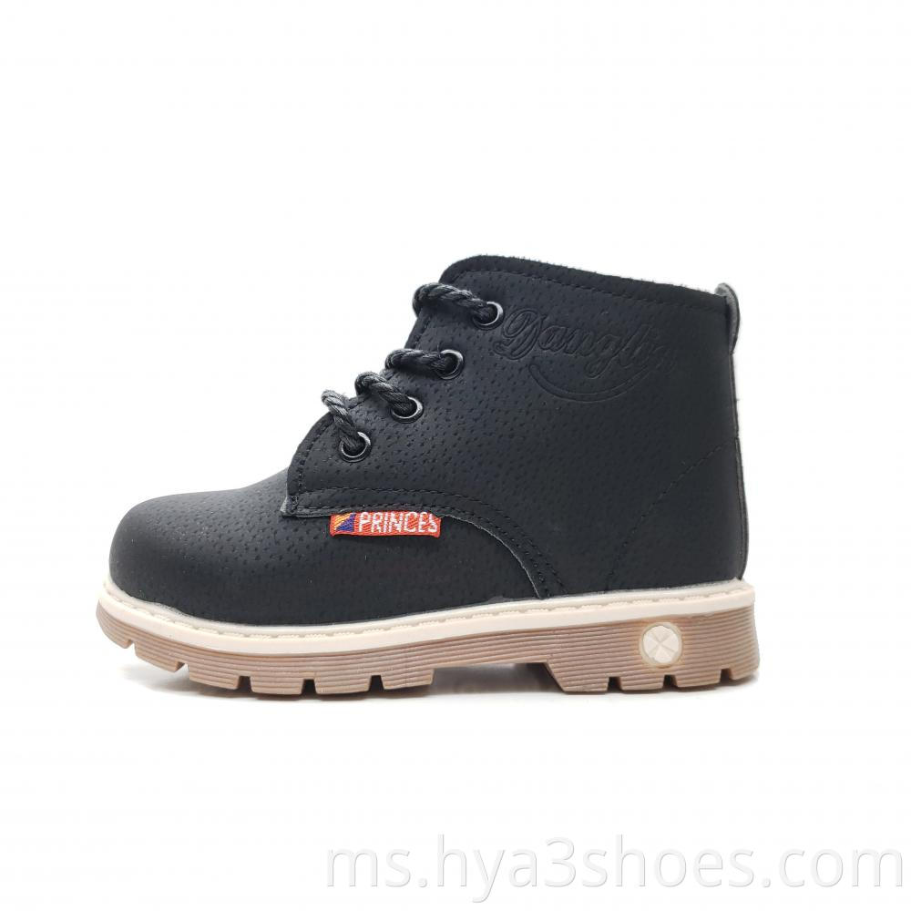 Fashionable Girl's Boots With Rubber Soles